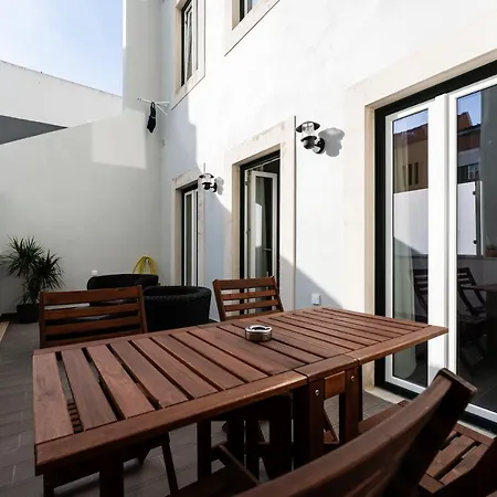 Appartement Patio Da Baixa à Setúbal Extérieur photo